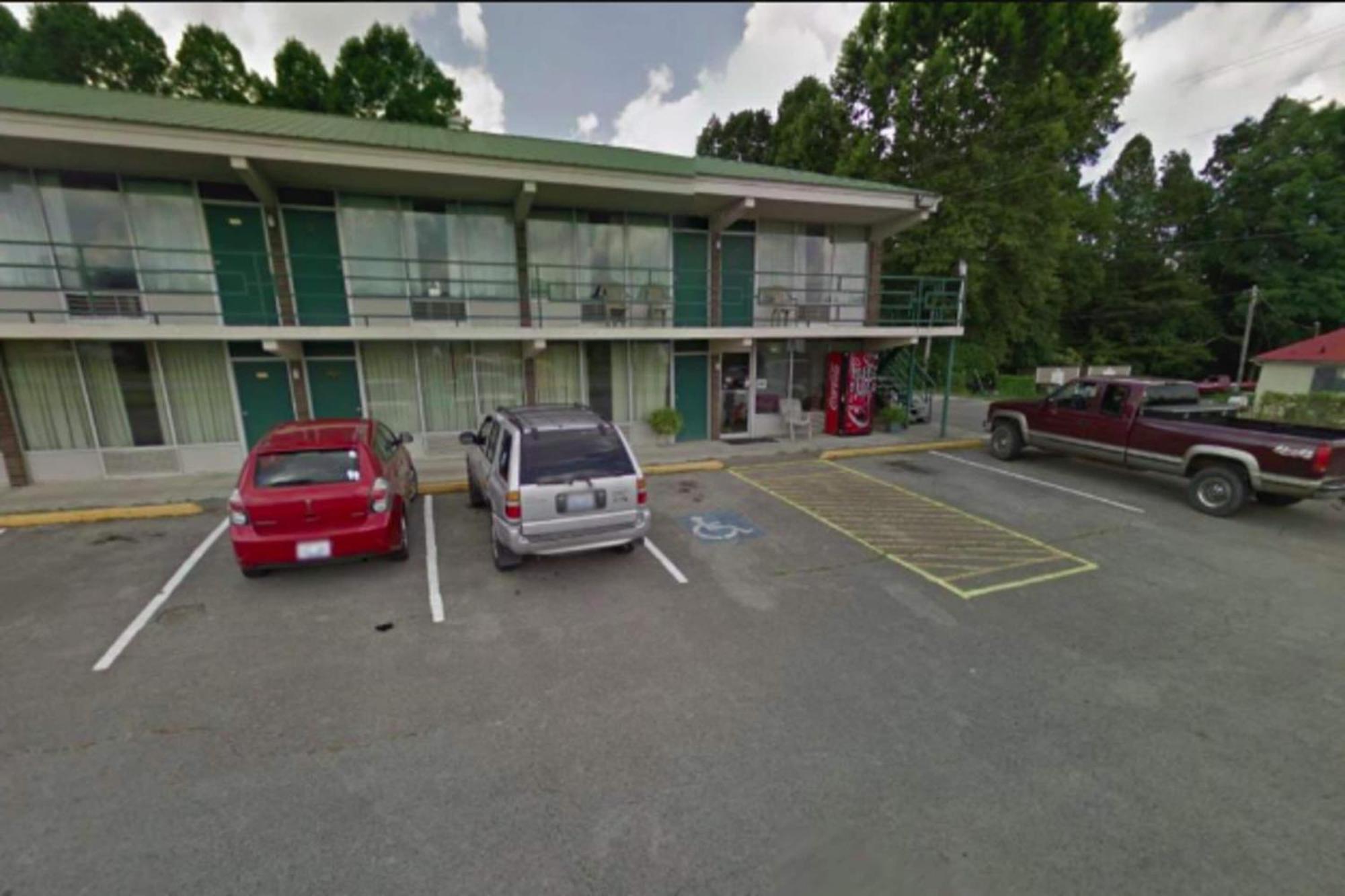 Oyo Hotel Whitely City Hwy 27 Ky Whitley City Exterior foto